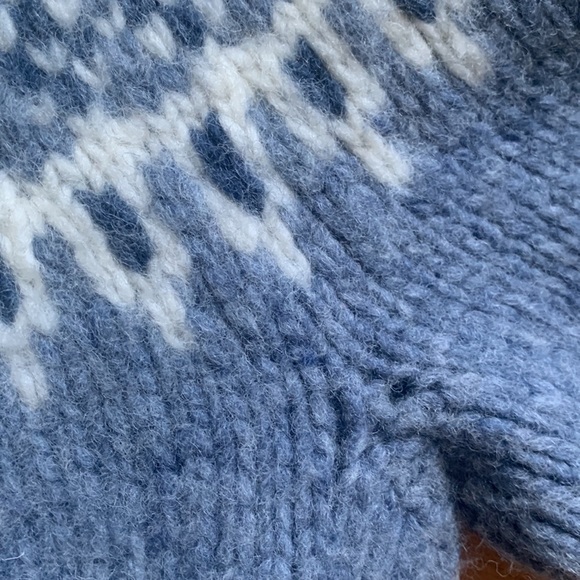 Vintage handmade wool sweater - Picture 6 of 8